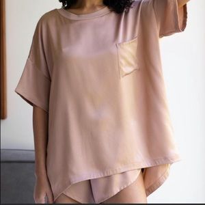 Lunya Washable Silk Tee 1X (with side slits!!)